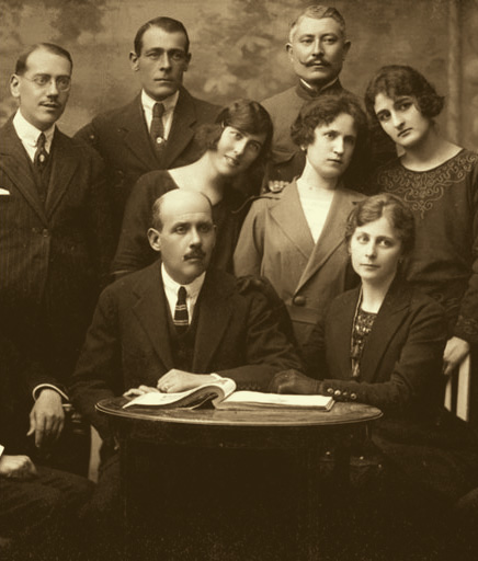 Servicios de Procura y gestión procesal con fidelidad a una tradición jurídica centenaria.