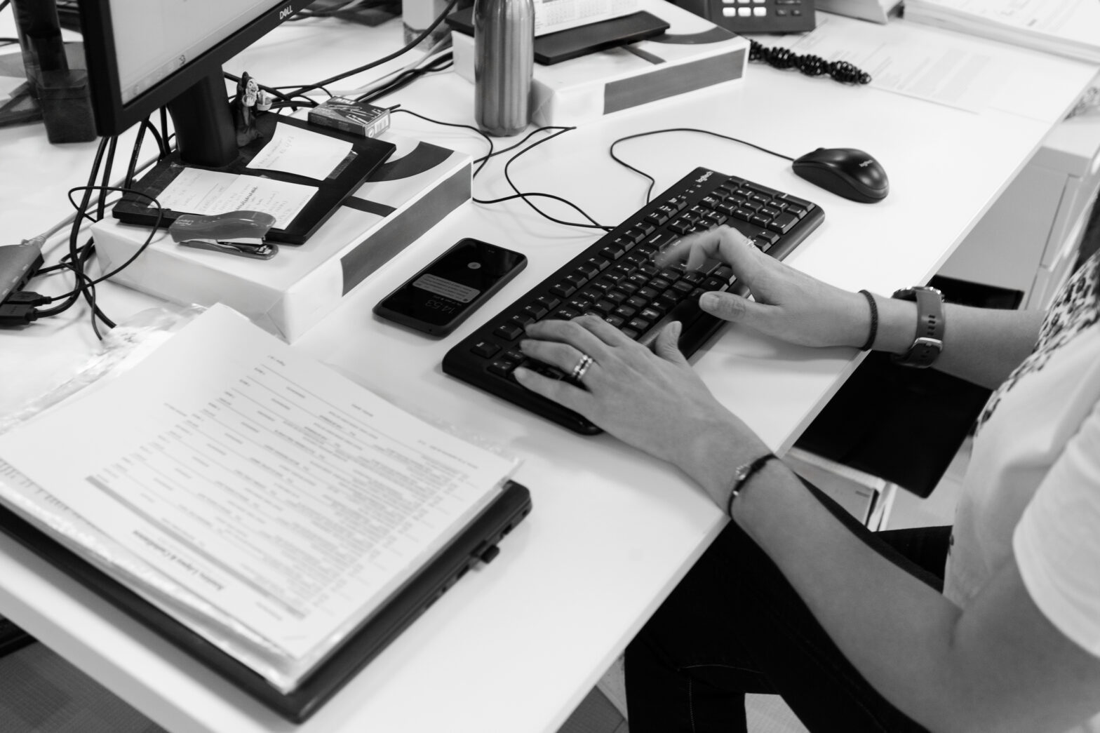 Conozca el acceso al Expediente digital, Cálculo de tasas y Cálculo de intereses.